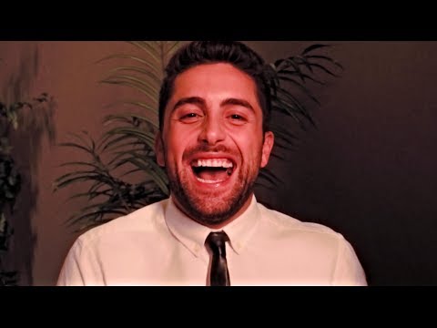 Get Serious With Ricky - Italian Restaurant - Click - Immersive Music Video - Tom Goss