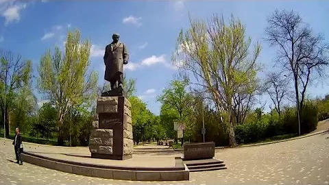 Statue of Taras Shevchenko in Odessa [CC]