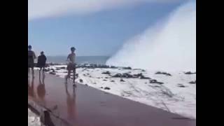 15vjuli 2017 gelombang air laut besar dan berkali-kali menghantam
water blow nusa dua, bali video dari juna edi :
https://www.facebook.com/permalink.php?stor...
