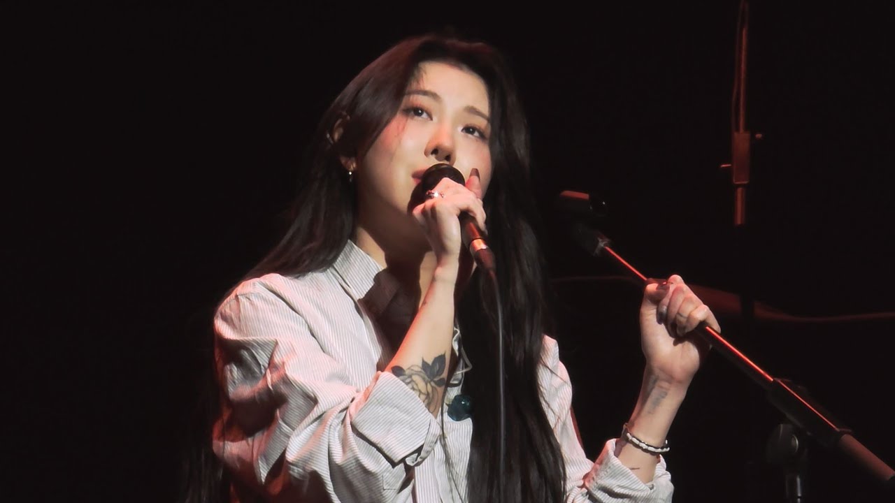 백예린 I'm in Love/Happy Birthday, Johnny/I Am Not Your Ocean Anymore @ 세인트 빈센트 서울 공연 250106