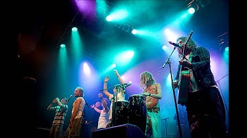 Skaburbian Collective - Welcome(Acoustic)