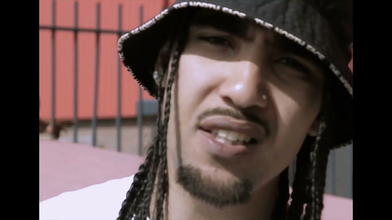 Guarda G-no - Ik Weet (OFFICIAL VIDEO) su YouTube Guarda G-no - Ik Weet (OFFICIAL VIDEO) su YouTube