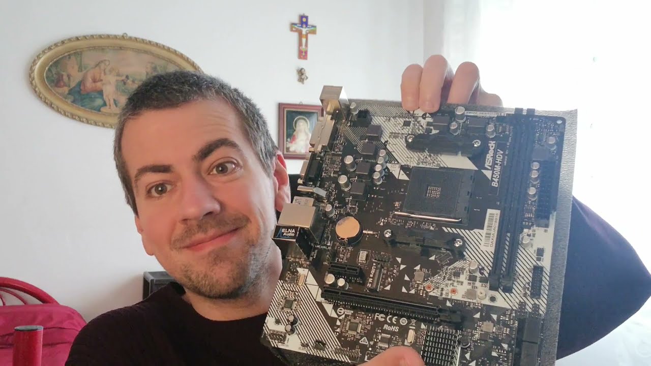 HO RICEVUTO UN REGALO DA AMAZON... - YouTube