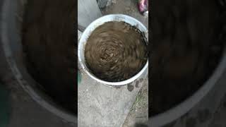 cómo hacer agua de estiércol. abono liquido