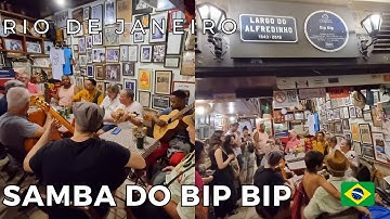 Samba in Copacabana, Roda de Samba do Bip Bip, Rio de Janeiro, Brazil - Live Brazilian Music