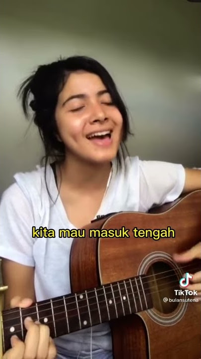 yang lagi viral karena merdunya| Bulan sutena