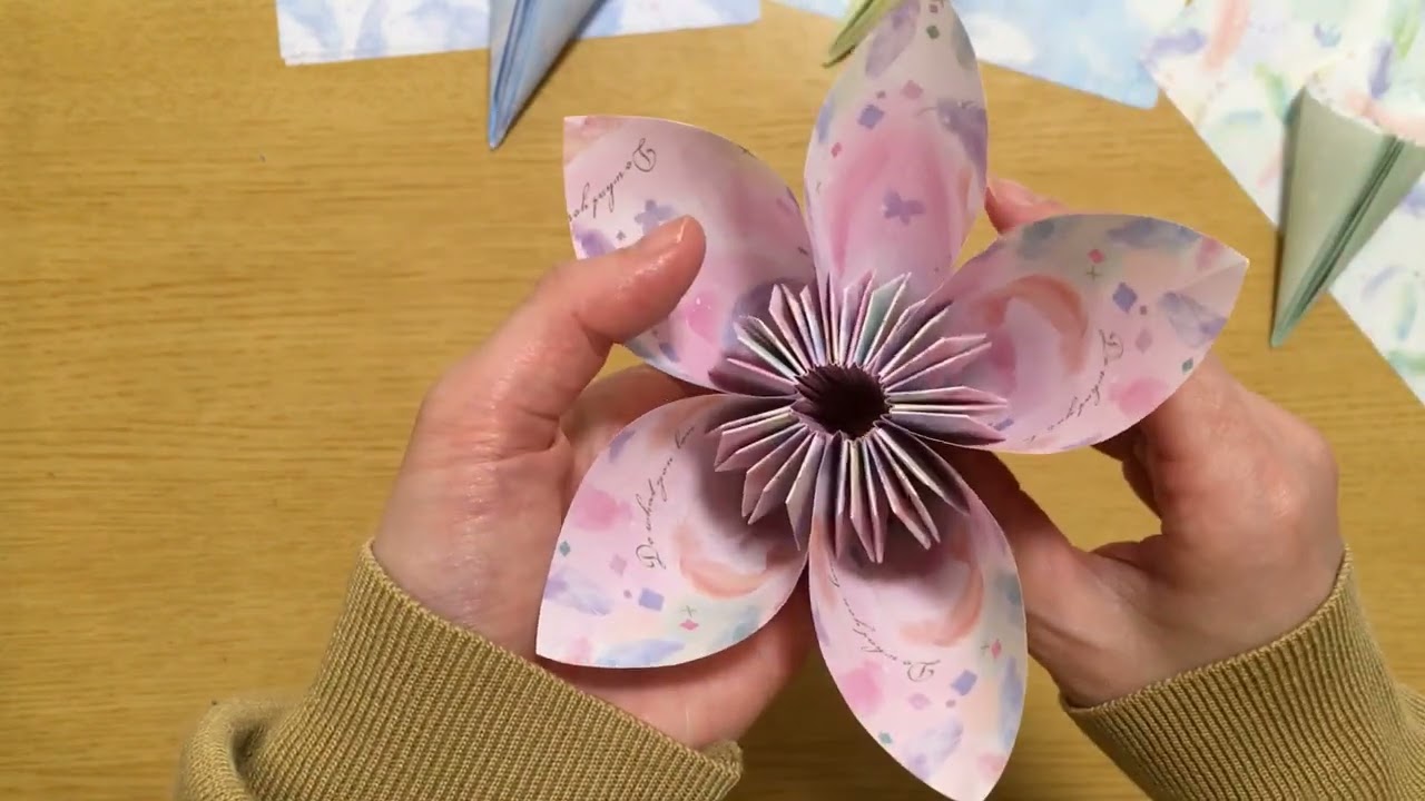 【DAISO】100均で買った折り紙 4種柄折り - YouTube