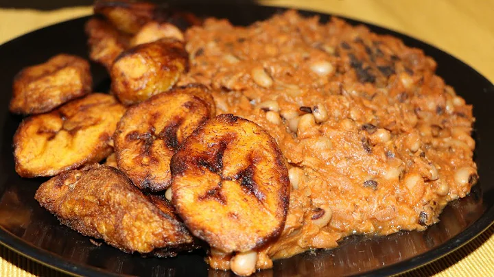 BEANS STEW & FRIED PLANTAIN RECIPE | Ghana Red Red | How To Make Authentic Ghanaian Beans Stew 🇬🇭