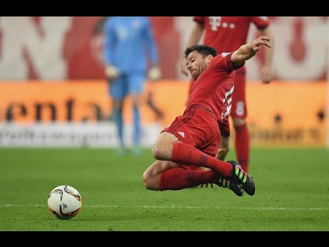 Xabi Alonso Amazing Goal 1 - 0 Bayern Munich vs Werder Bremen 26/08/2016
