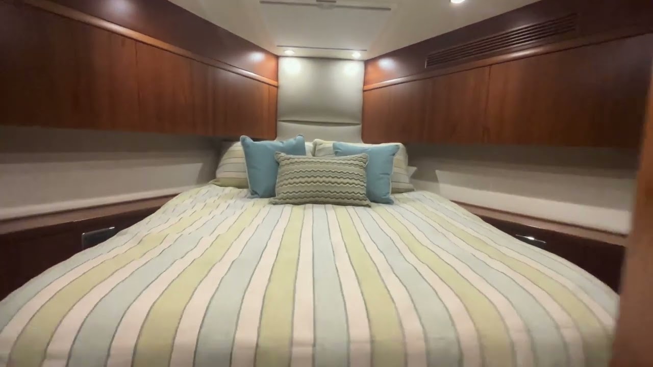 2021 Hatteras 59GT - For Sale with HMY Yachts