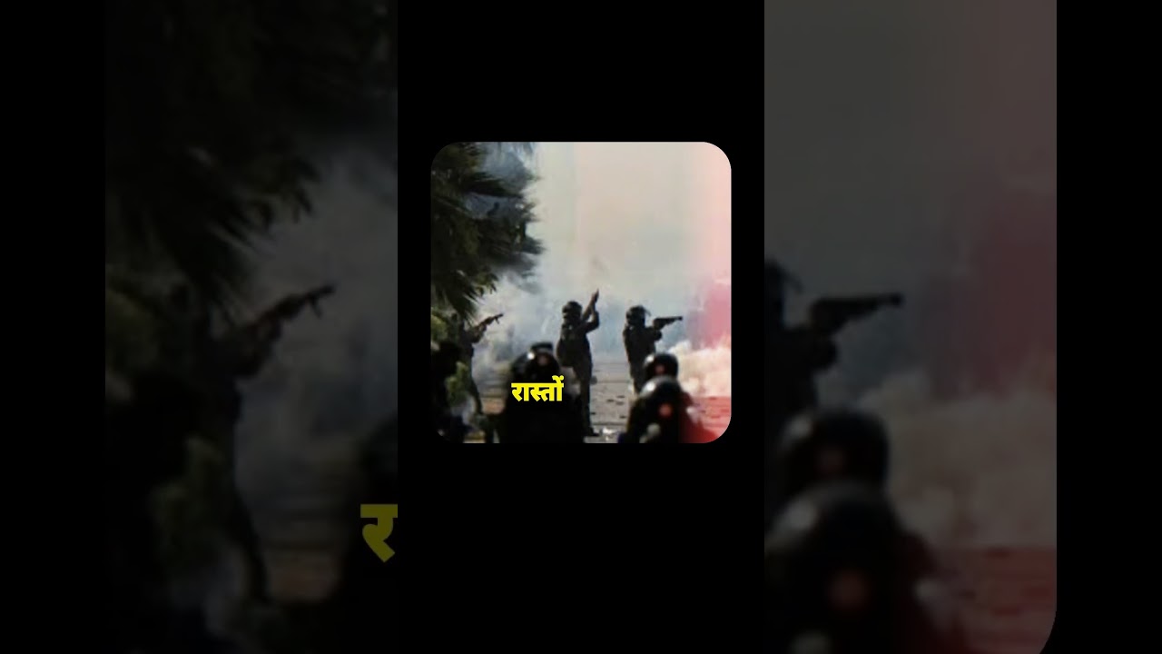 Imran Khan Supporters Cross River to Enter Islamabad Amid Lockdown 