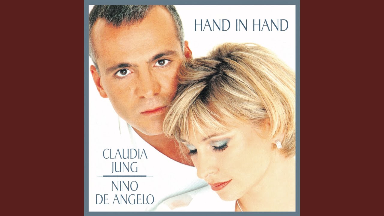 Ver Hand in Hand no YouTube Ver Hand in Hand no YouTube