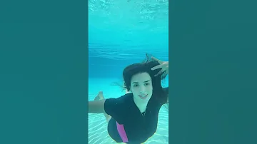 احنا بنلغى وجوده اصل مش بنشوفه 