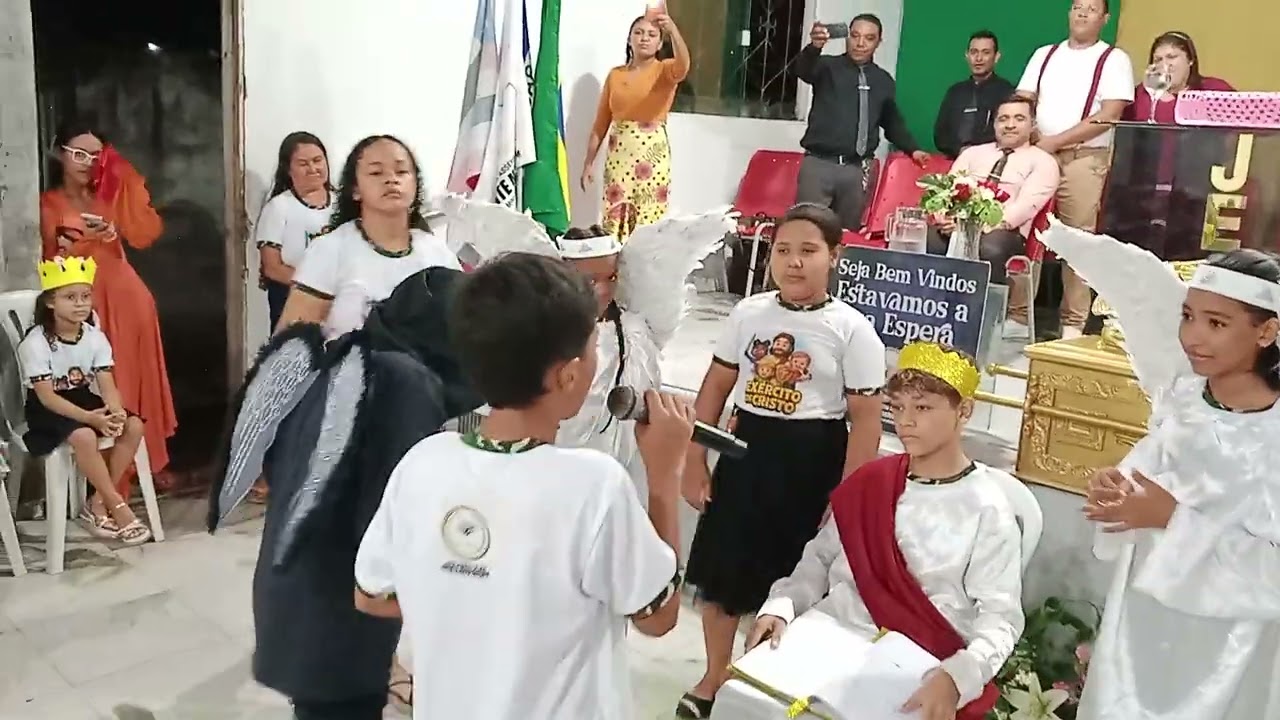 Segundo dia de congresso de milagres da AD FRENTE MISSIONÁRIA grupo de teatro das crianças 