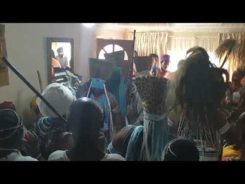 AMAWELE OOFAKU - KONAKELE EMZINI WAM