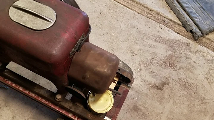 International Harvester IHC LB Motor running.