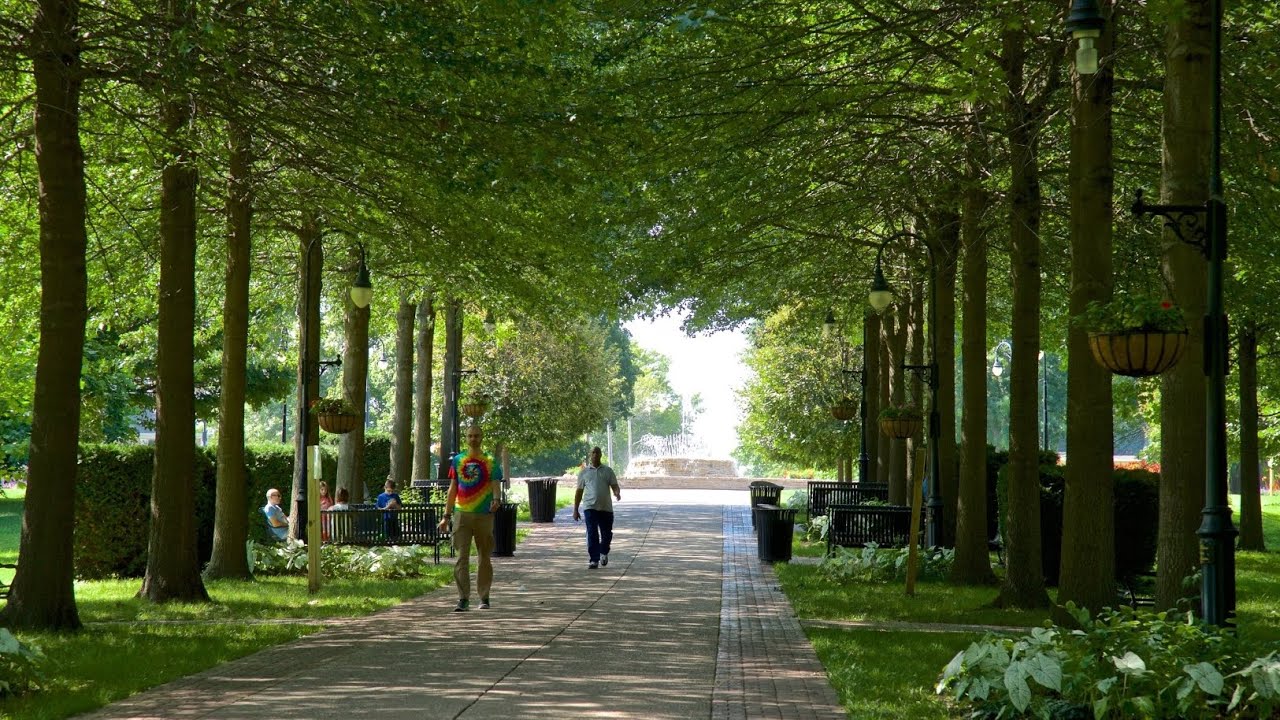 10 Fun Things to Do in Davenport, Iowa - YouTube