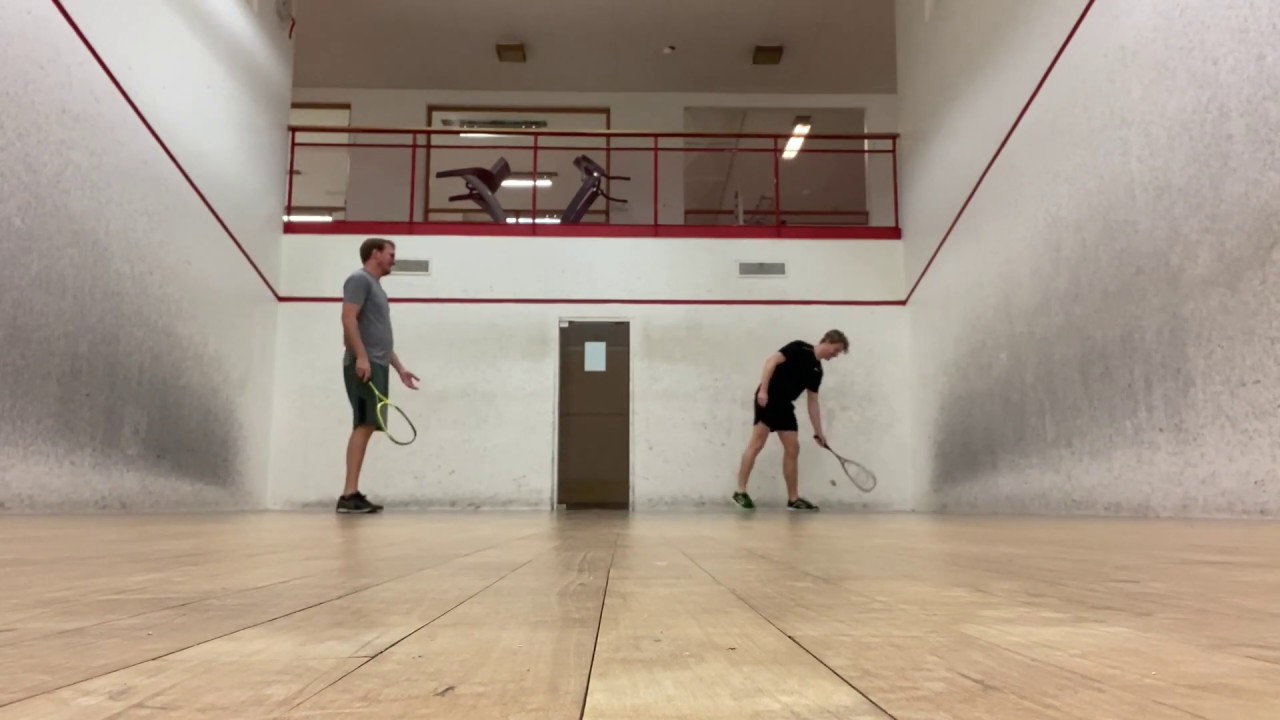 Roslagshallen Squash 3 games (1 set each) low/midlevel squash players