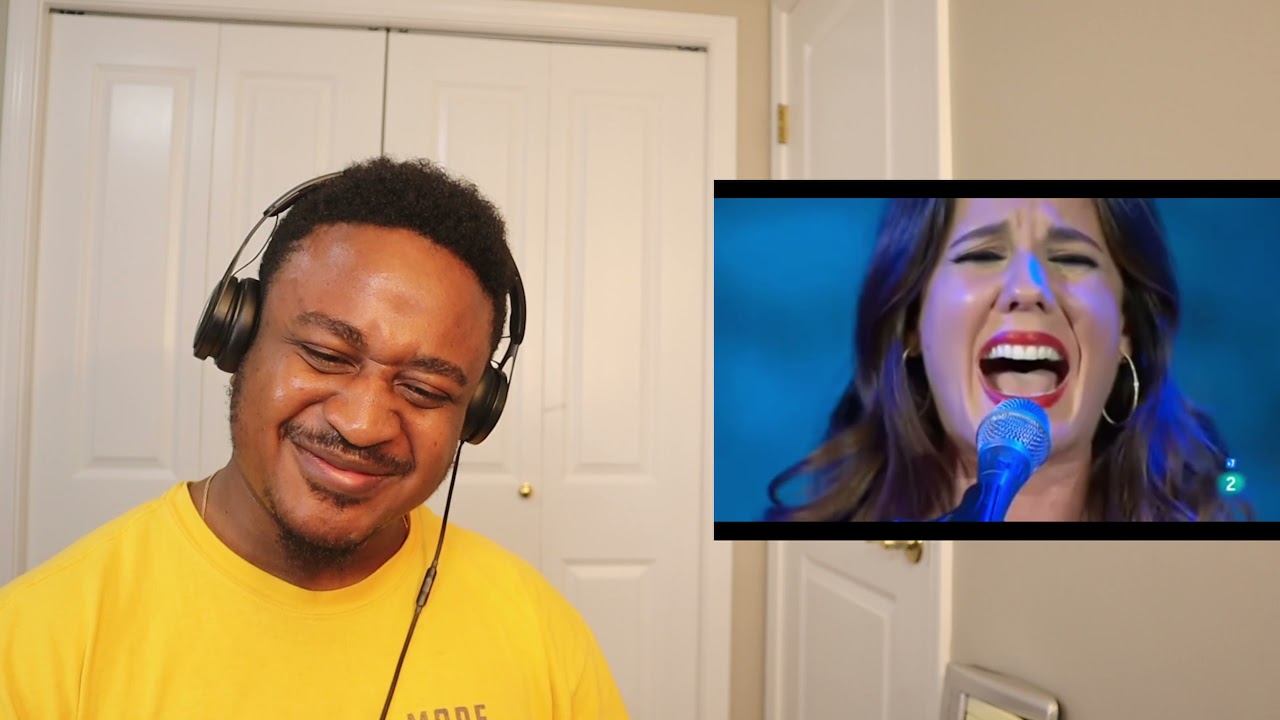 Diana Navarro - Cuplerías (Gala de los Premios Ceres 2012) reaction