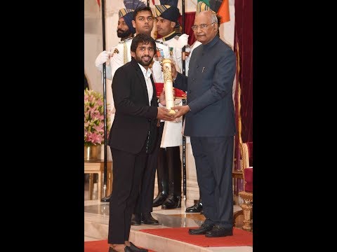 President Kovind presents Padma Shri to Bajrang Punia