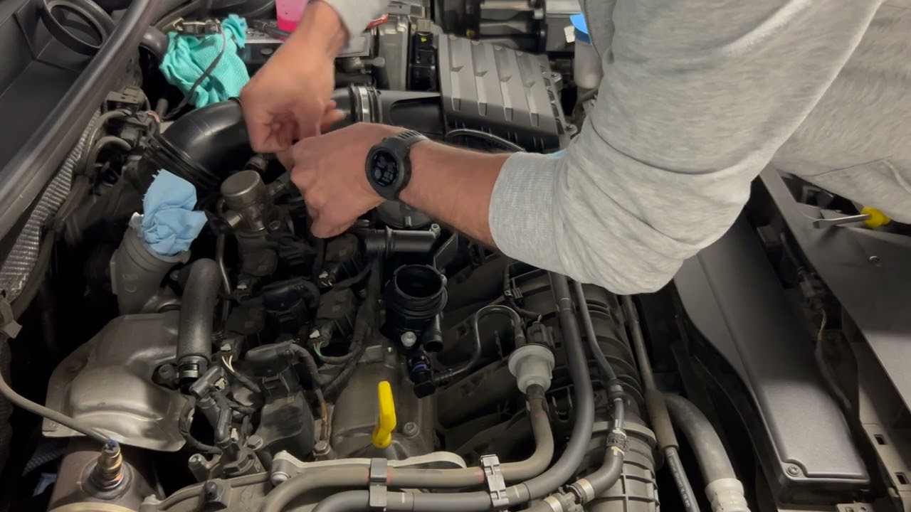 How to Replace the PCV Valve on 1.5 TSI VAG Engine / (valvola separatore olio) su motore 1.5 TSI VAG