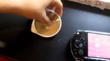 How to fix a broken UMD disc, without opening the white case or duct taping it. (easiest way)