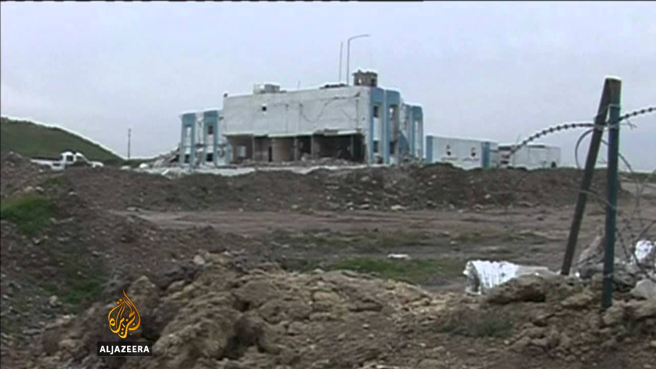 يطالب الأكراد بتقديم مساعدات للعراق قبل التقدم.