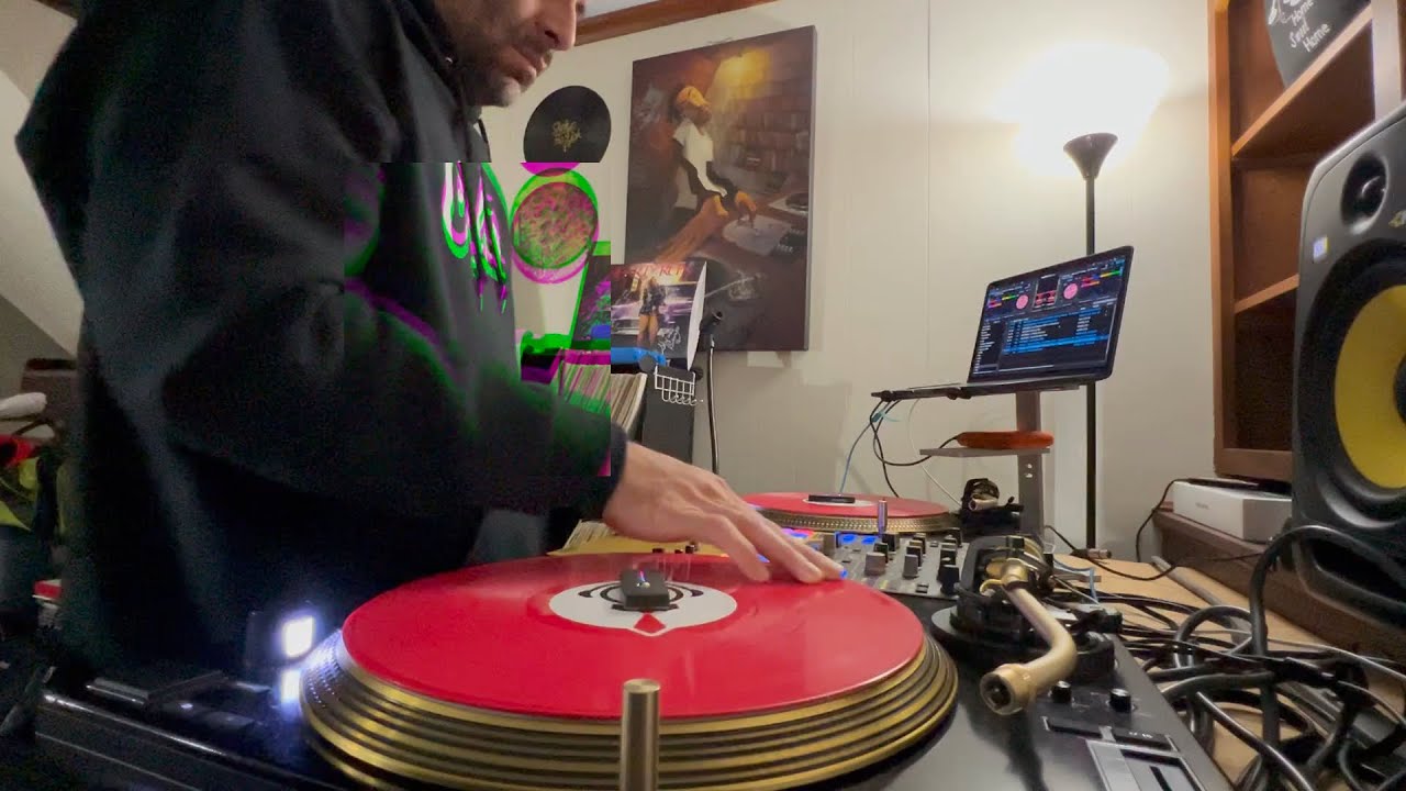 R O M P E video thumbnail
