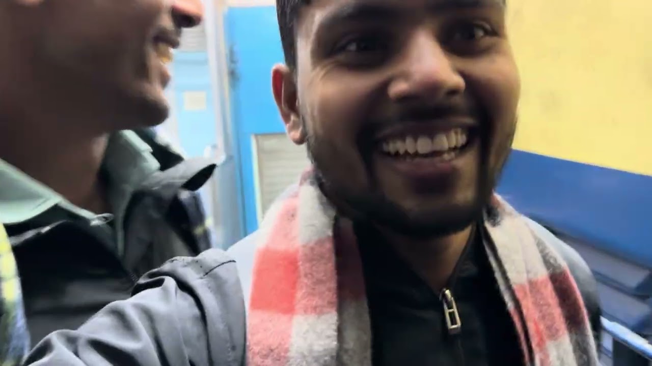 Delhi Ke Liye Nikal Gaye||Train Journey ||✌️✌️…🫶