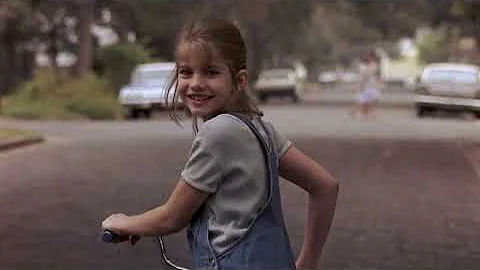 Vada's First Kiss | My Girl | Indoor Recess