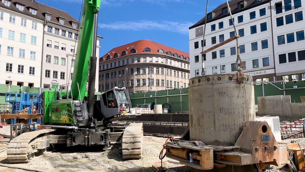 SENNEBOGEN 6113 R - Lifting operations with Pick & Carry, Munich/Germany