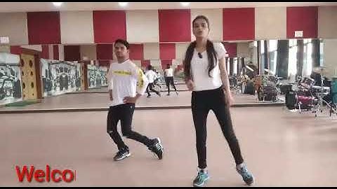 MLZS JHANSI CLASS 1 to 5 Summer Camp Dance Activity 1