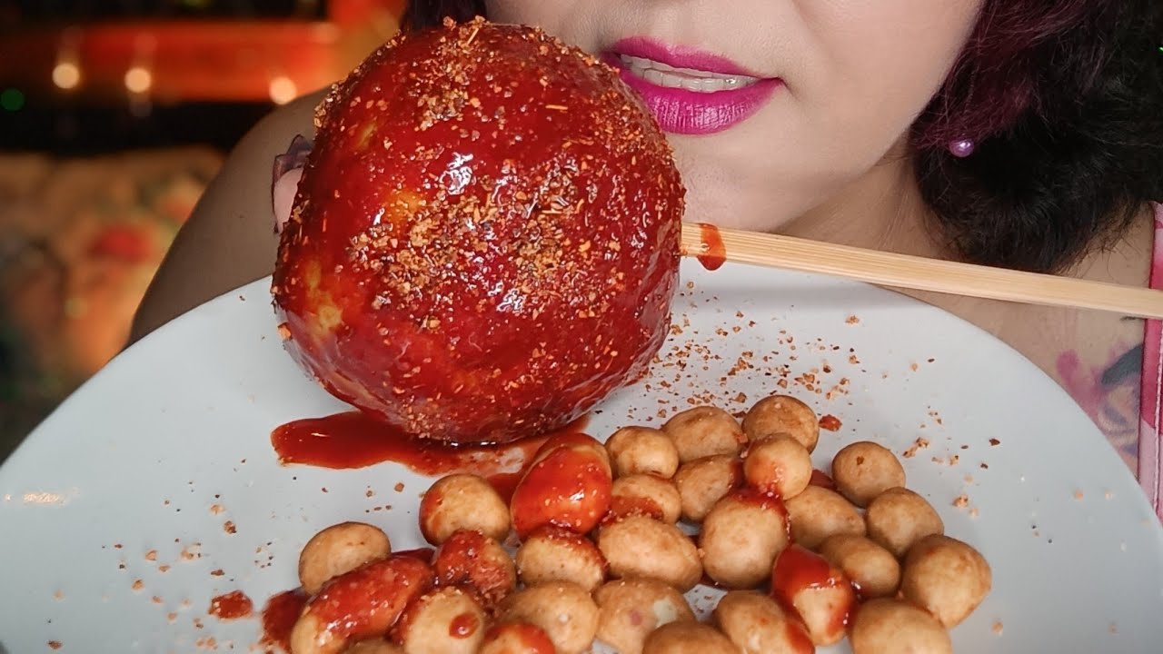 ASMR Comiendo Manzana con chamoy y cacahuate japones 