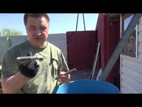 слив с крыши в бочку