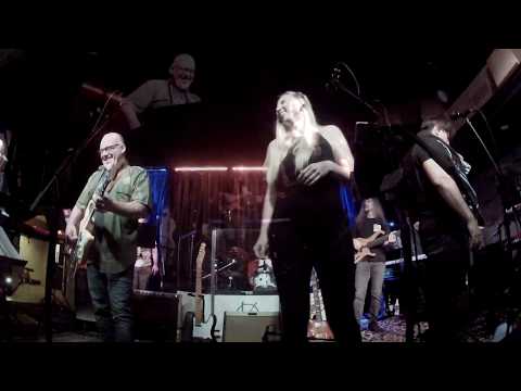 the-furious-bongos---zomby-woof-live-8/10/2019