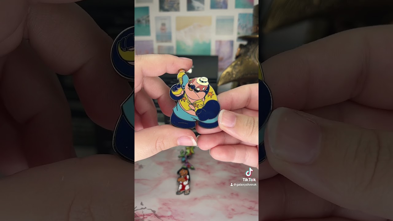 Disney Loungefly Lilo and Stitch Mystery Blind Box Pin Opening