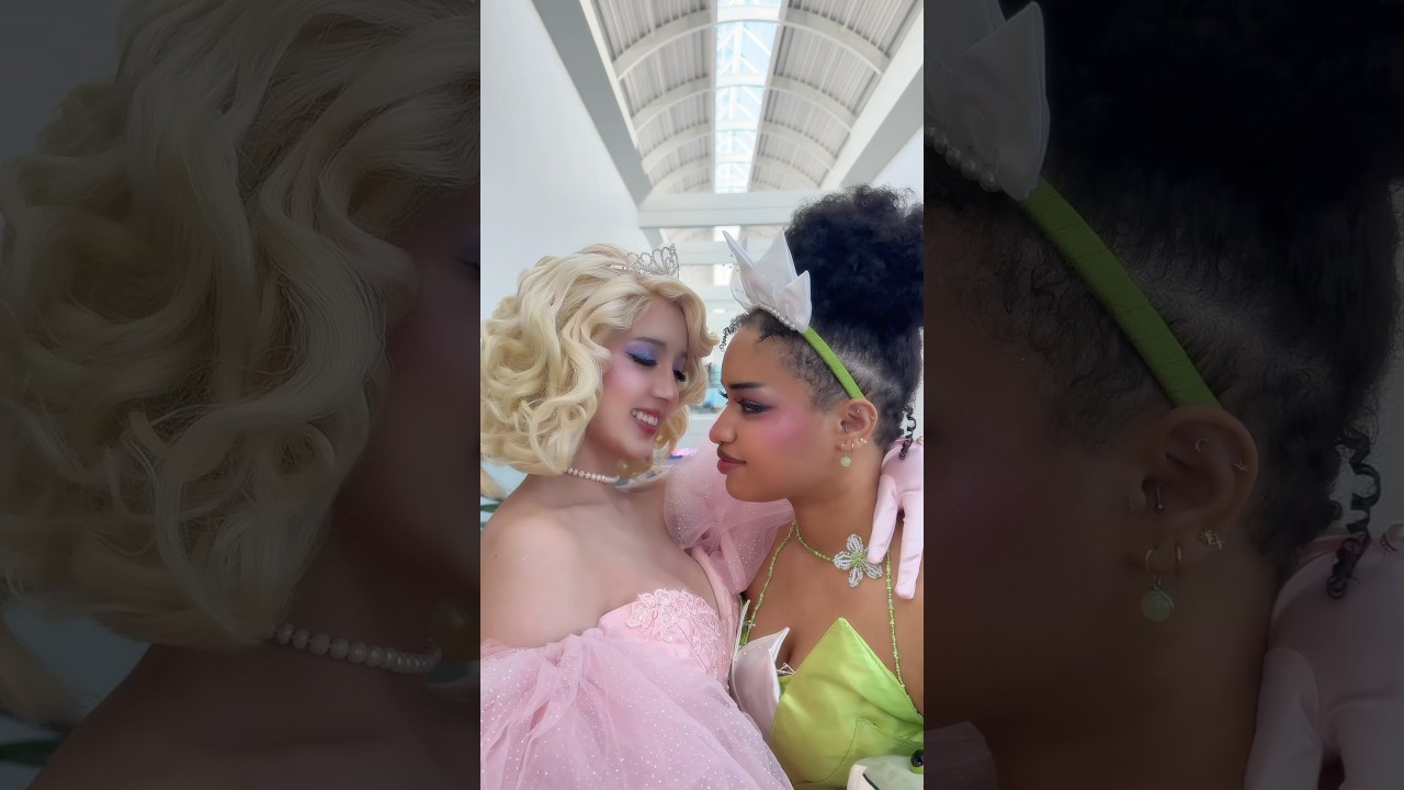 Tiana and Lottie🪷 #princessandthefrog #cosplay #wlw