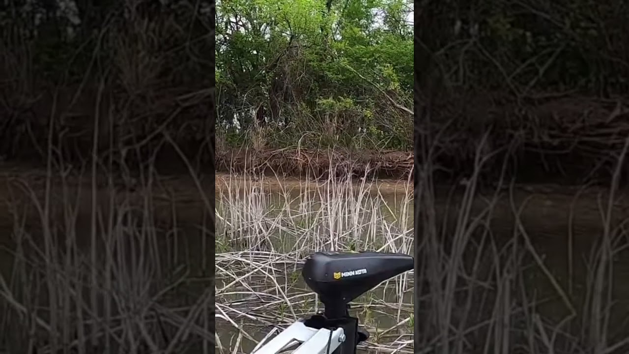 How To Catch Spawning Crappie In The Grass!