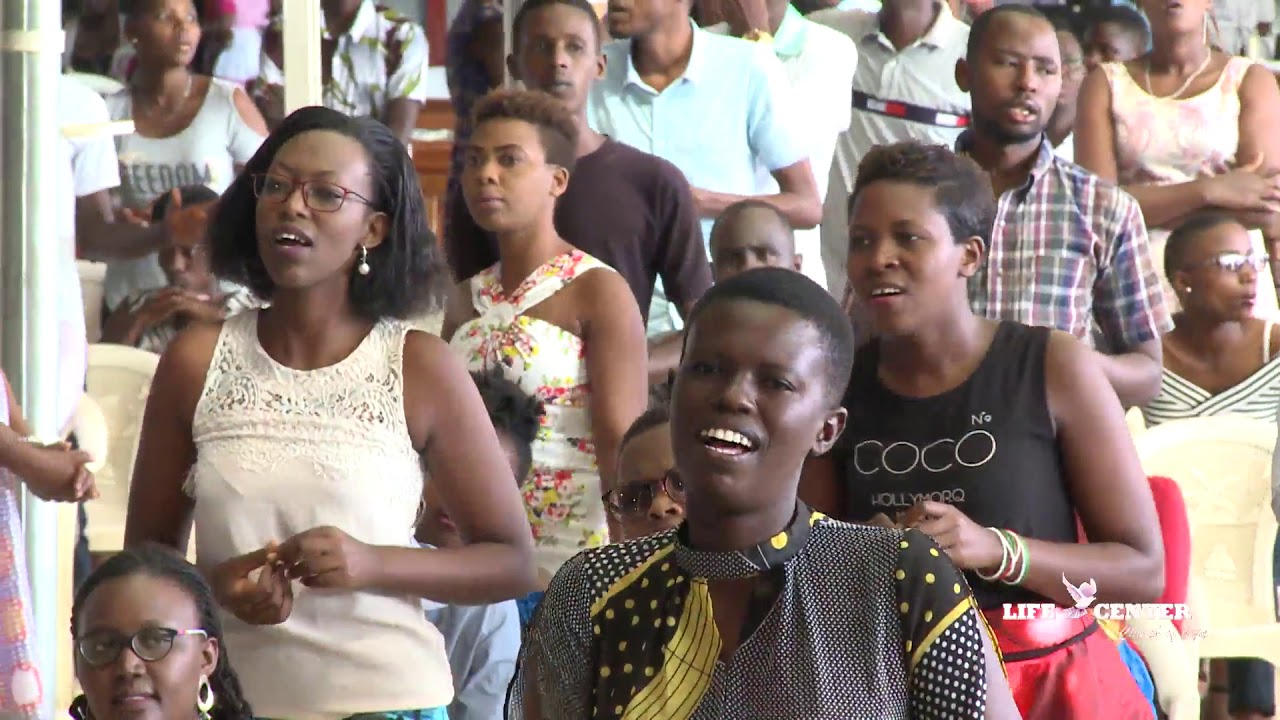 LOUANGE ET ADORATION_Life Center_20.04.2020