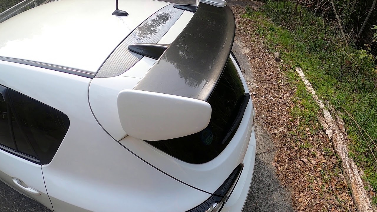 マツダスピードアクセラ　外装オンリー