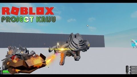 Robox Project Kaiju - Overmoth Charges the League + Overmoth Gameplay