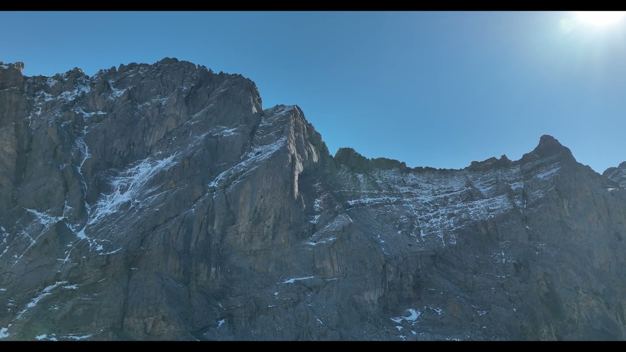 Progressive House One Hour Mix Across The Alps // October 2025