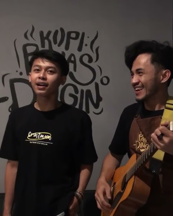 Story wa 30 detik gitar bikin baper - Cuma Saya Cover