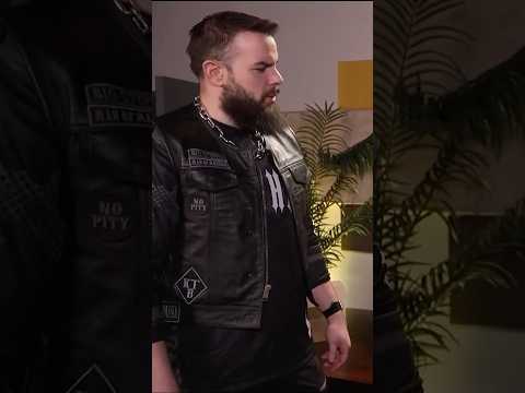 Briggs will be the Special Guest Referee NEXT WEEK when Keanu and Jasper go head\u002Dto\u002Dhead 😱 #WWENXT