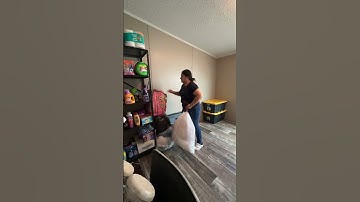 Pt.5 of deep cleaning and decluttering my house 🏡 #shortvideo #shorts #declutter