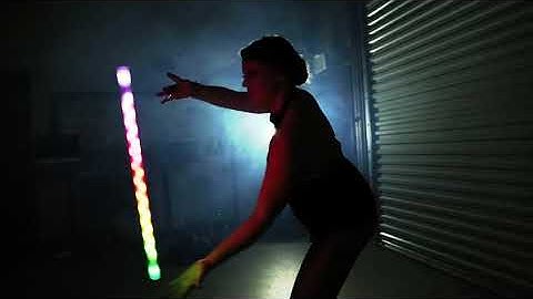 GloFX Hypno Levitation Wand – Short String Light Up LED Levi Wand Flow Toy Reviews