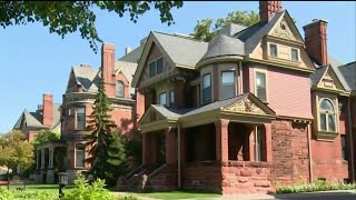 Historic Inn on Ferry Street on Live in the D