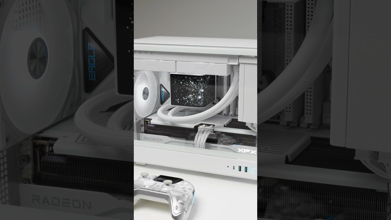 How did everything fit in this small gaming PC? 🤯
