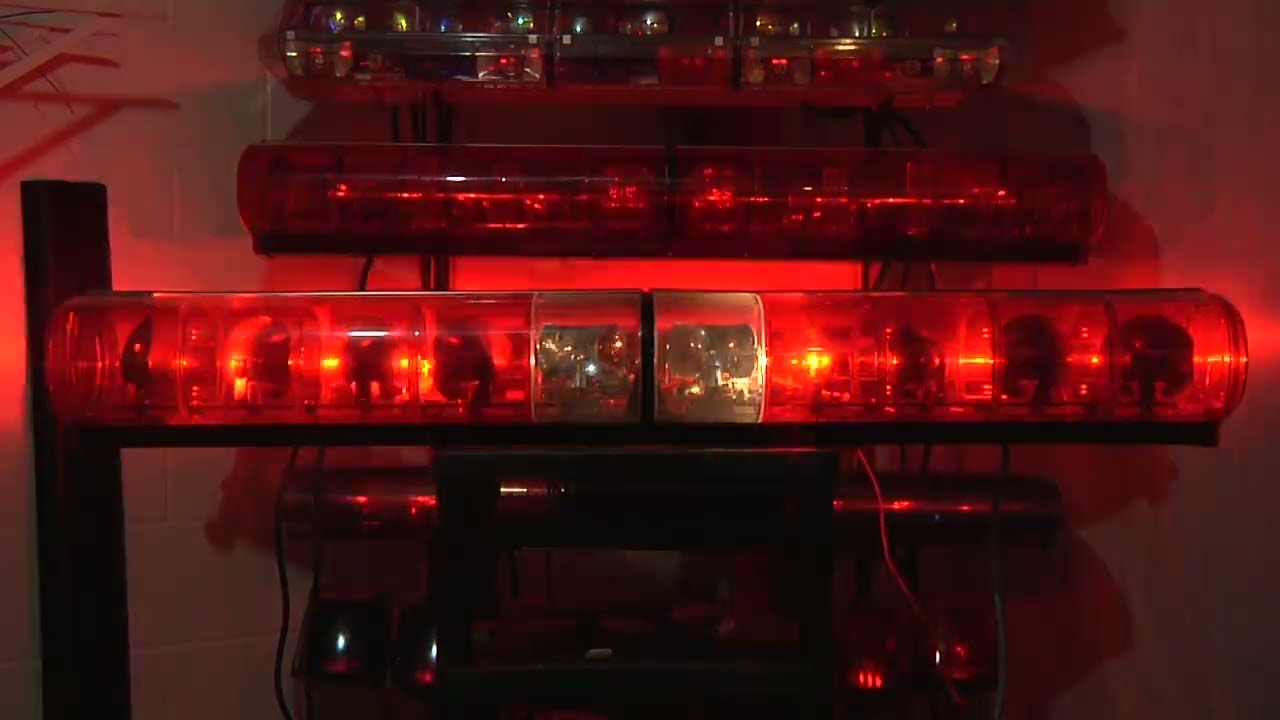 Aerodynic 25 CF-SB (crossfire series b), Federal Signal lightbar.