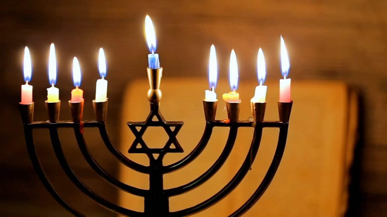 Father creates 'Project Menorah' to keep lights shining bright
